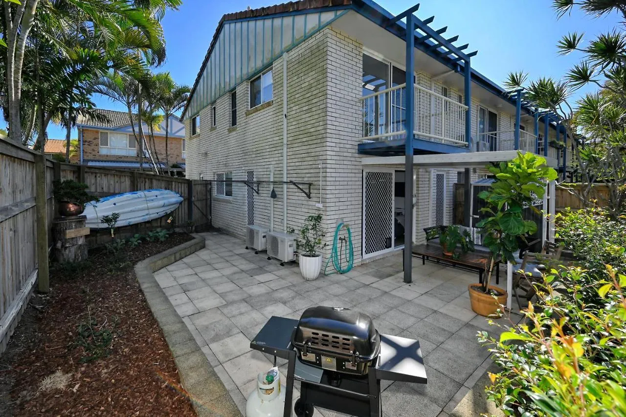 Maroochydore 3 B/R, 2 Bath, Townhouse Za4 0*,